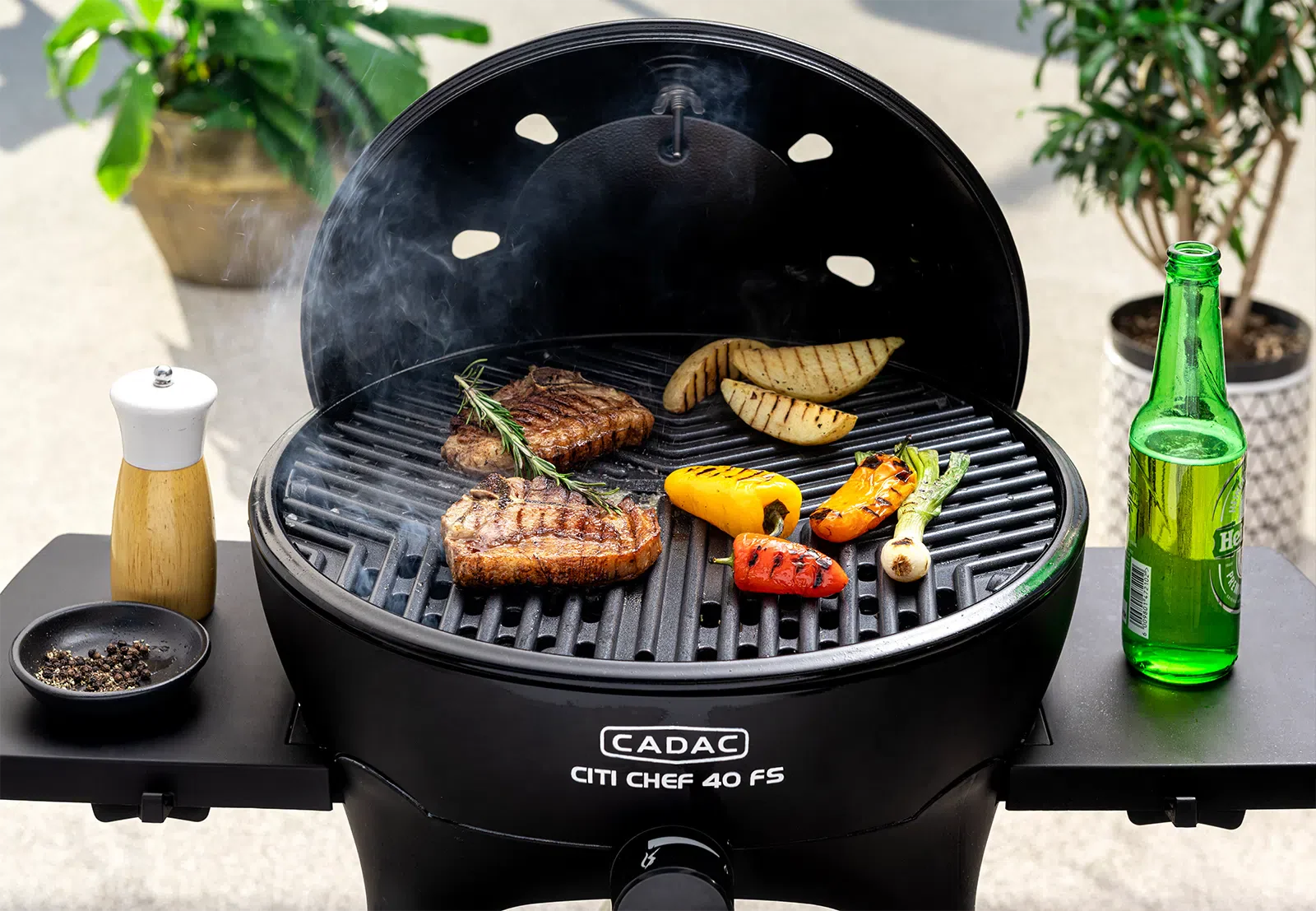 Cadac Citi Chef 40 FS Gas BBQ - Black - Image 5