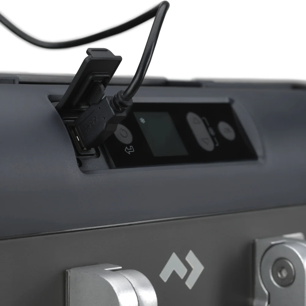 Dometic CFX5 25 L AC/DC Compressor Cool Box - Image 10