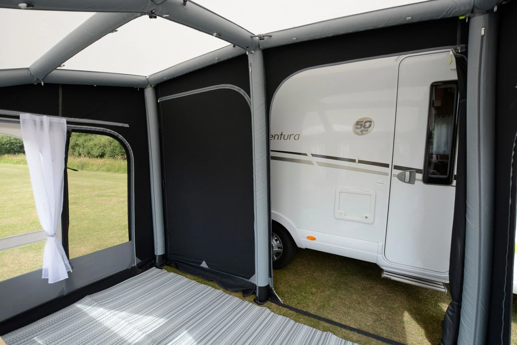Dometic Rally Air Pro 330 DA Drive Away Awning - Image 5