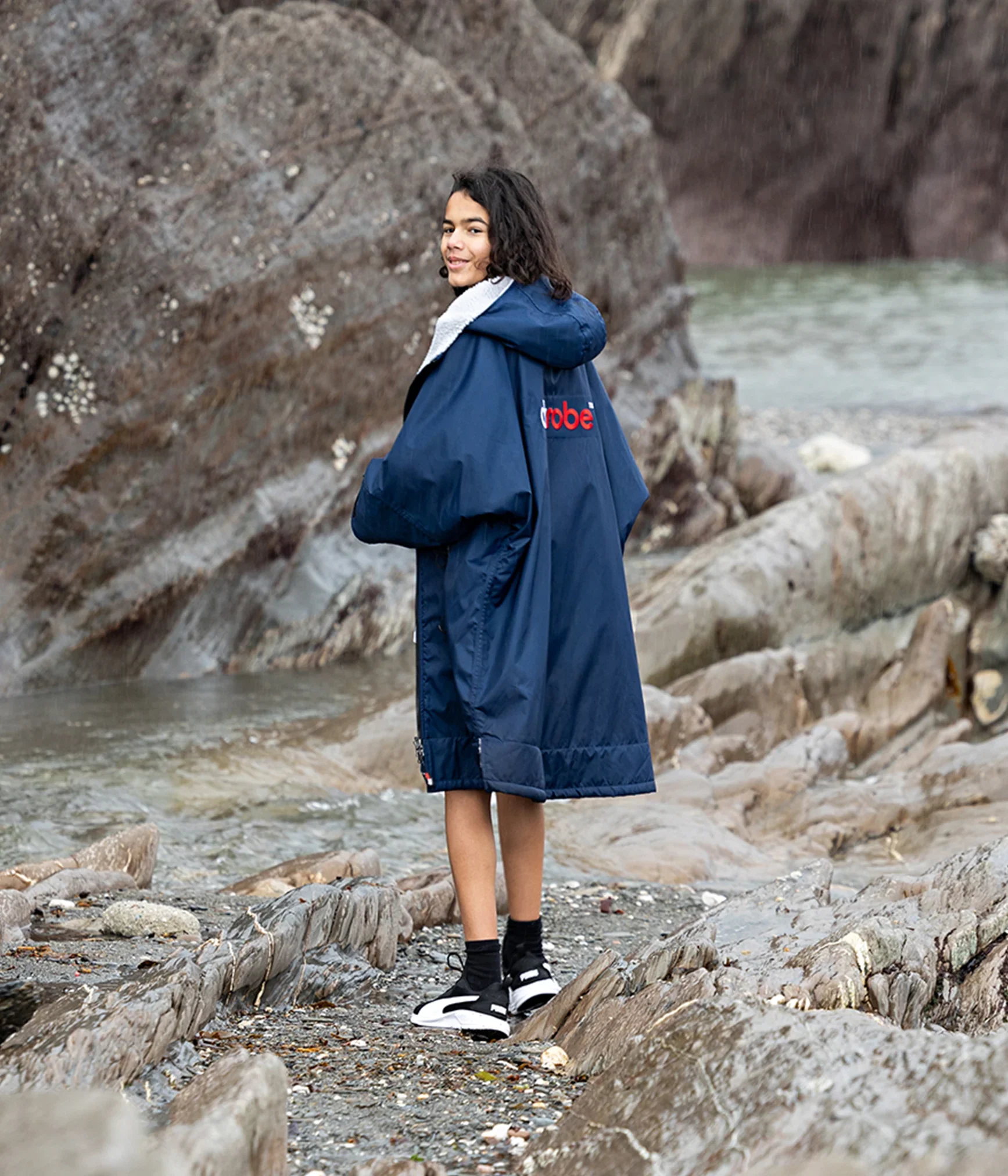 Dryrobe Advance Kids Long Sleeve NAVY GREY   - RECYCLED - Image 4