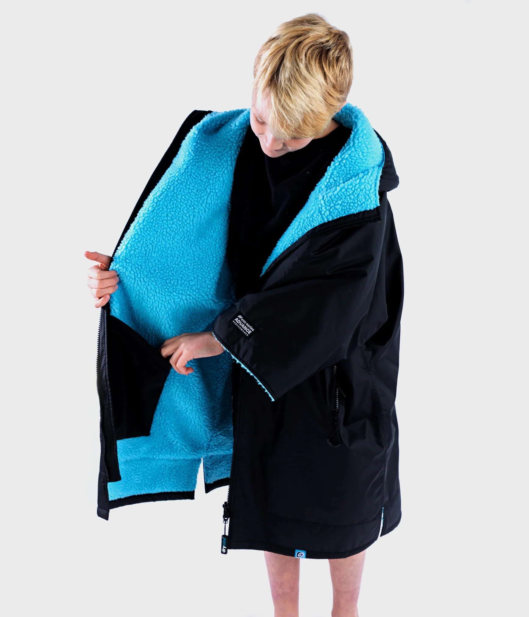 Dryrobe Advance Kids Short Sleeve BLACK BLUE - Image 5