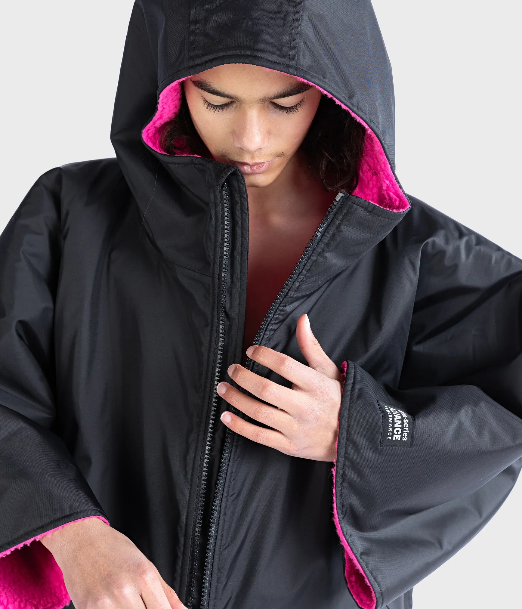 Dryrobe Advance Kids Short Sleeve BLACK PINK - Image 5