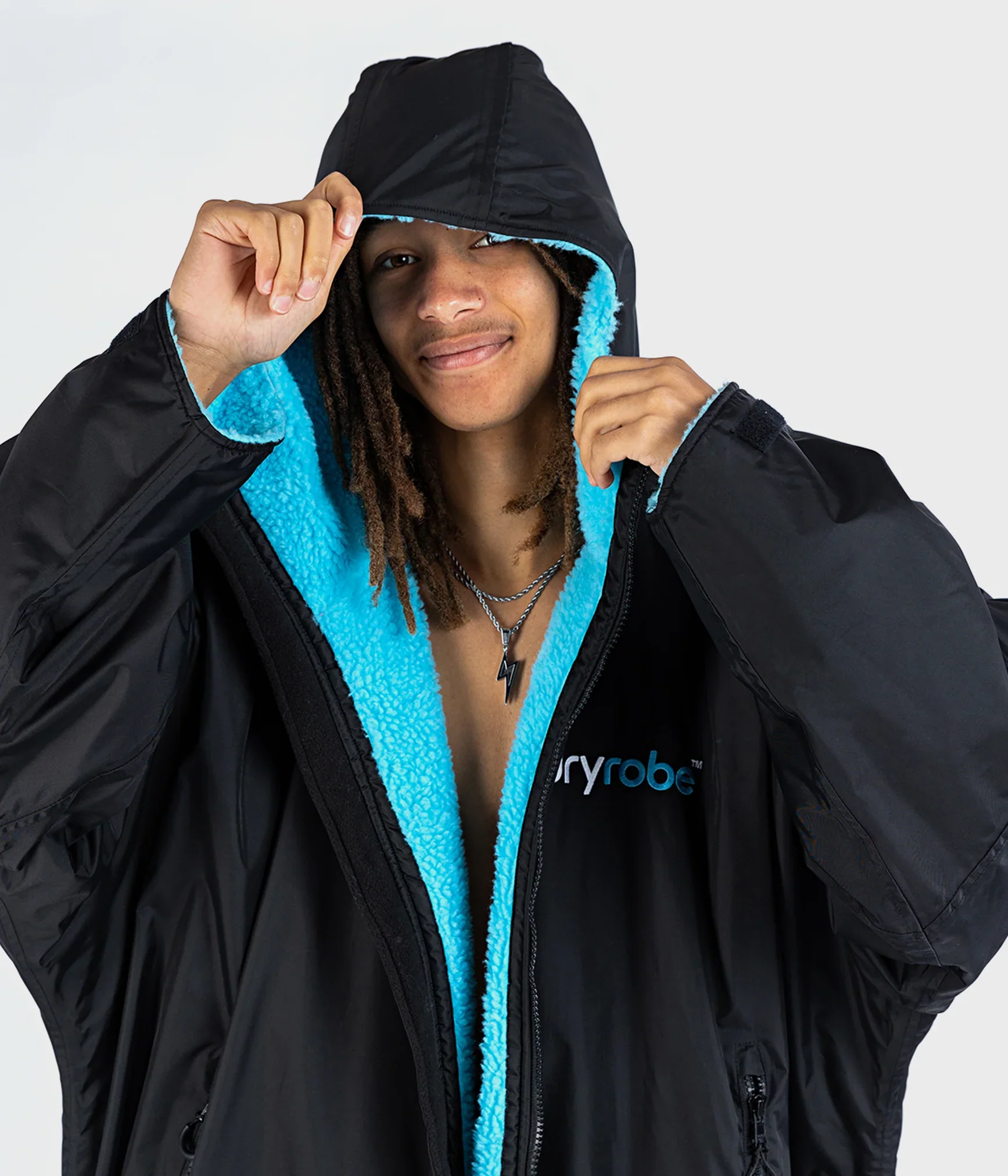 Dryrobe Advance Long Sleeve BLACK BLUE - RECYCLED - Image 3