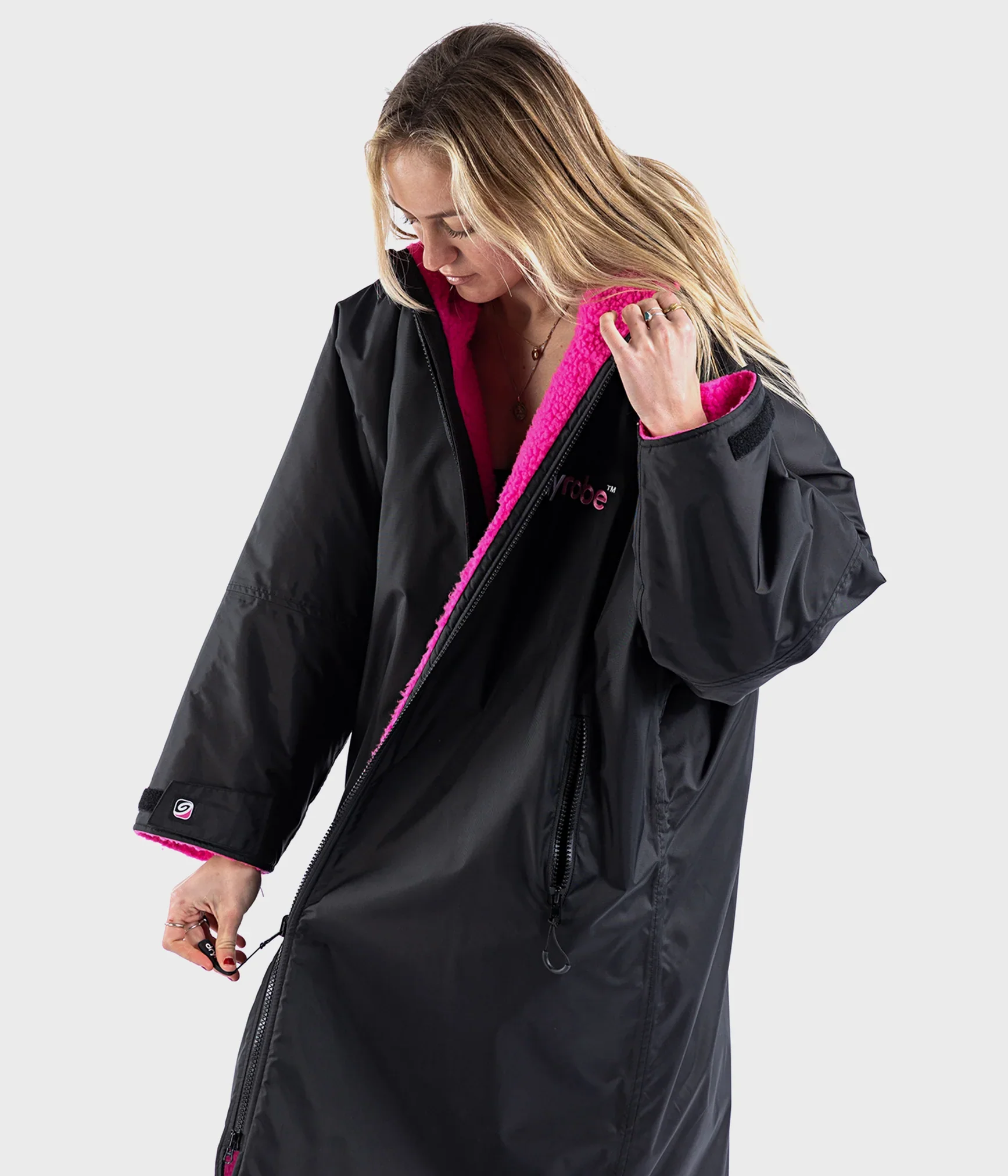 Dryrobe Advance Long Sleeve BLACK PINK - RECYCLED - Image 8