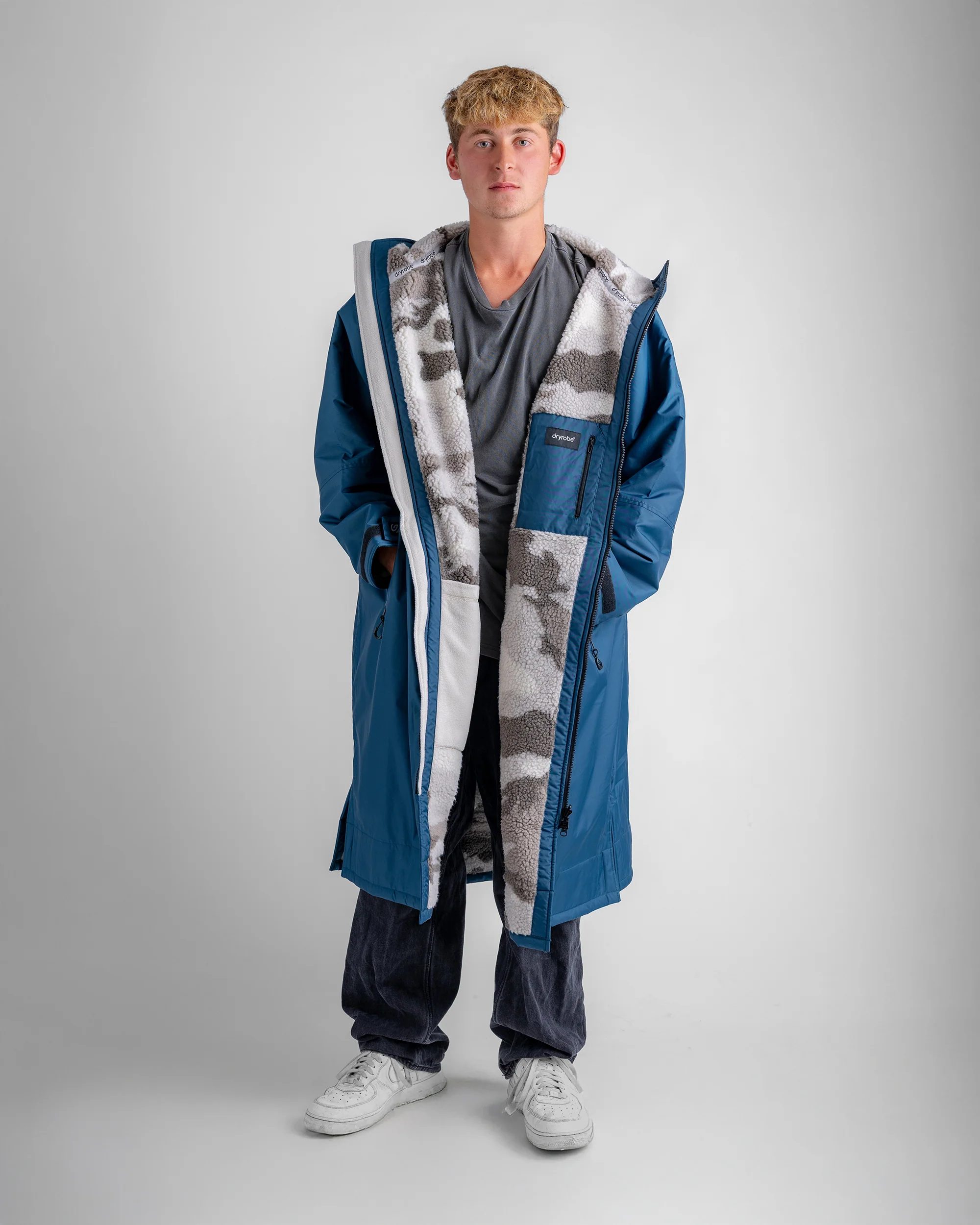 Dryrobe Advance Long Sleeve Deep Sea Blue Camo Advance Changing Robe - Image 2