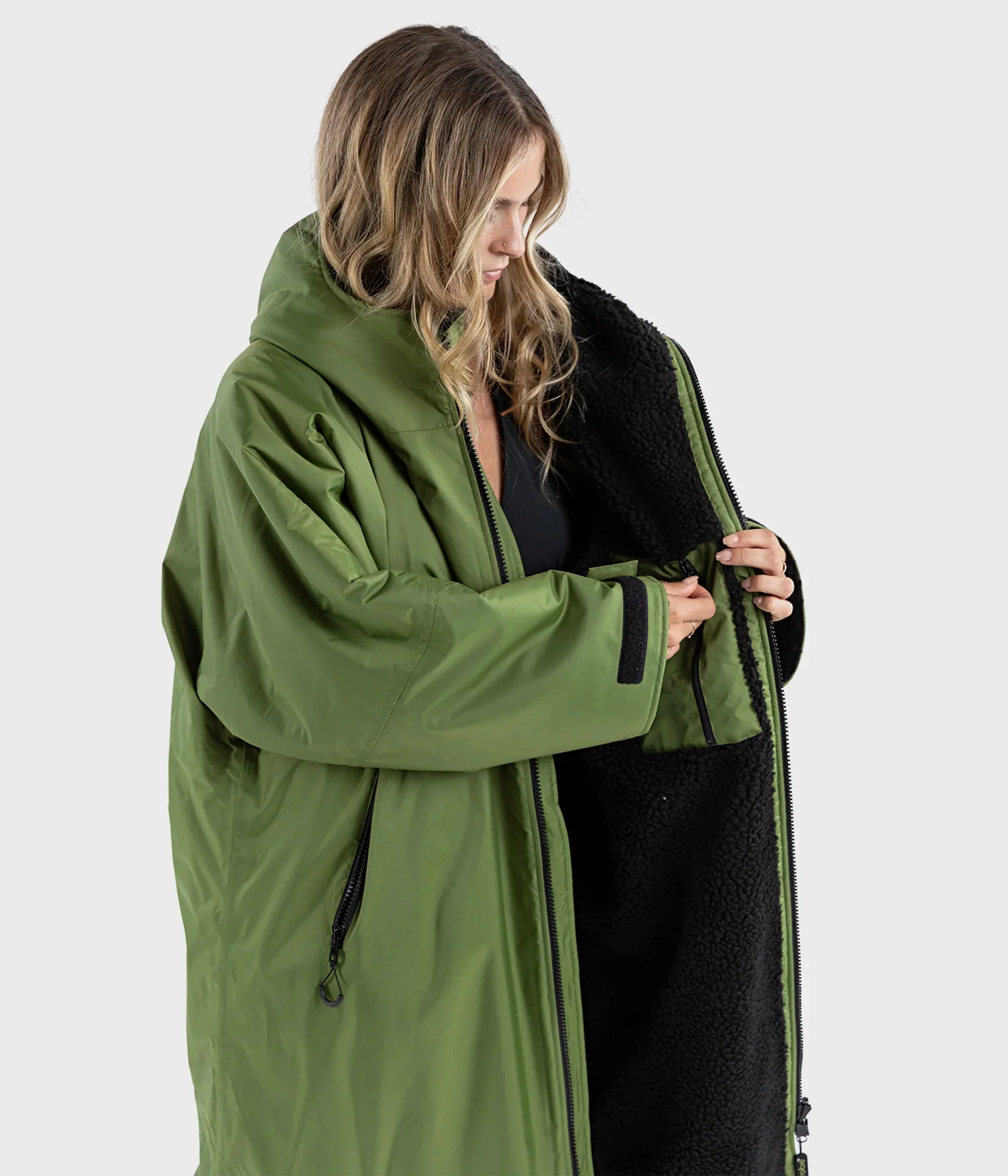 Dryrobe Advance Long Sleeve FOREST GREEN BLACK - RECYCLED - Image 3