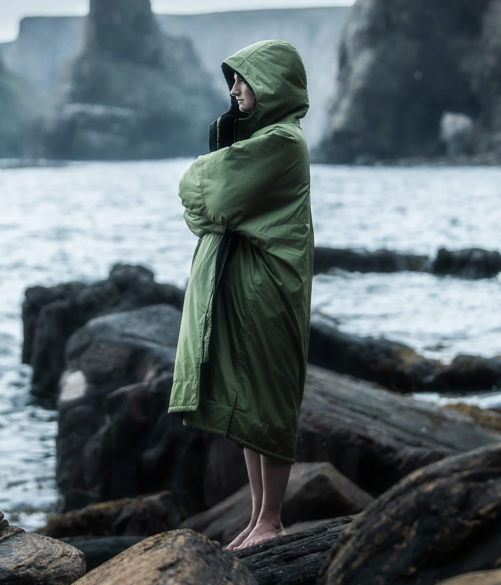 Dryrobe Advance Long Sleeve FOREST GREEN BLACK - RECYCLED - Image 8