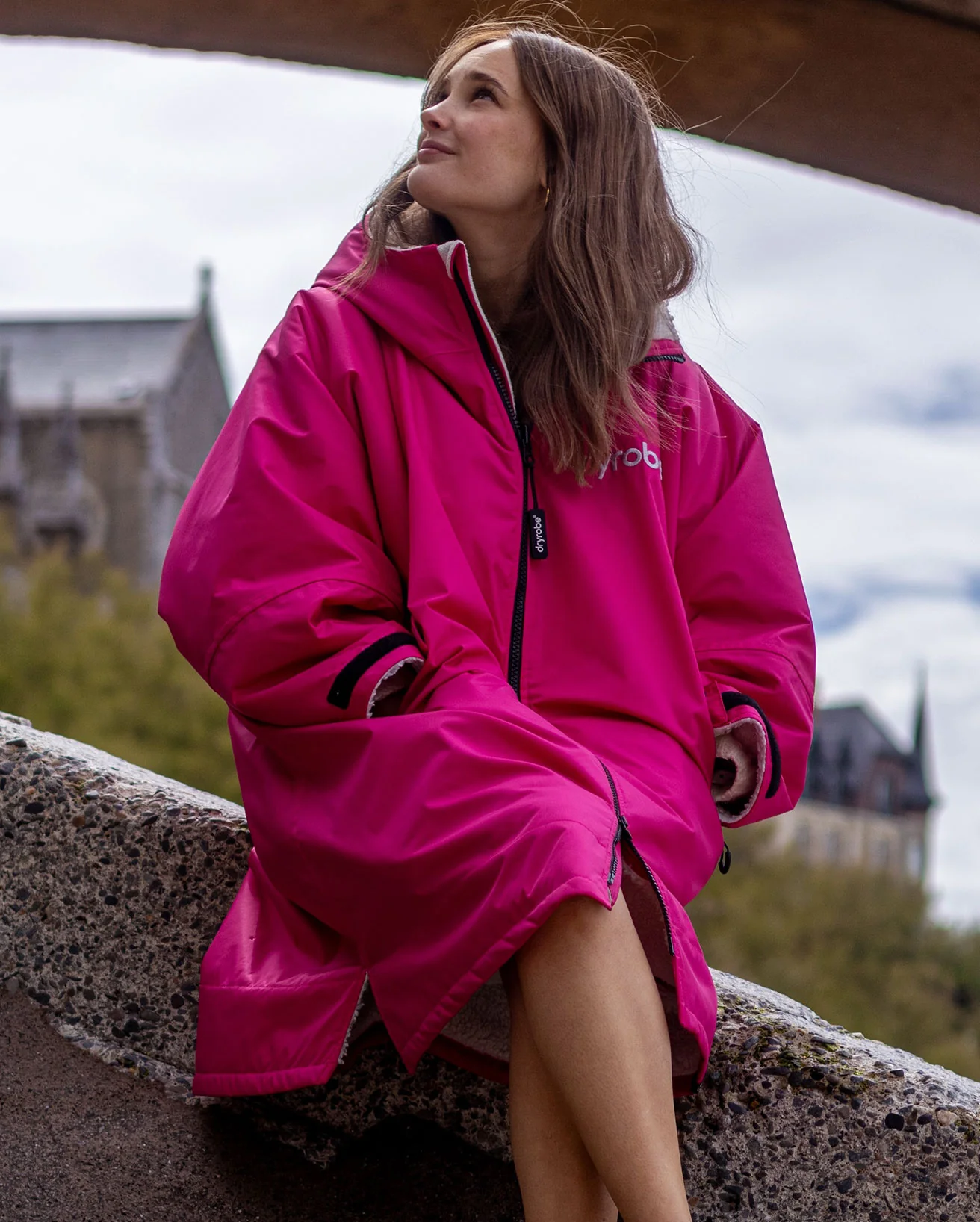 Dryrobe Advance Long Sleeve Hot Pink / Grey - Image 3