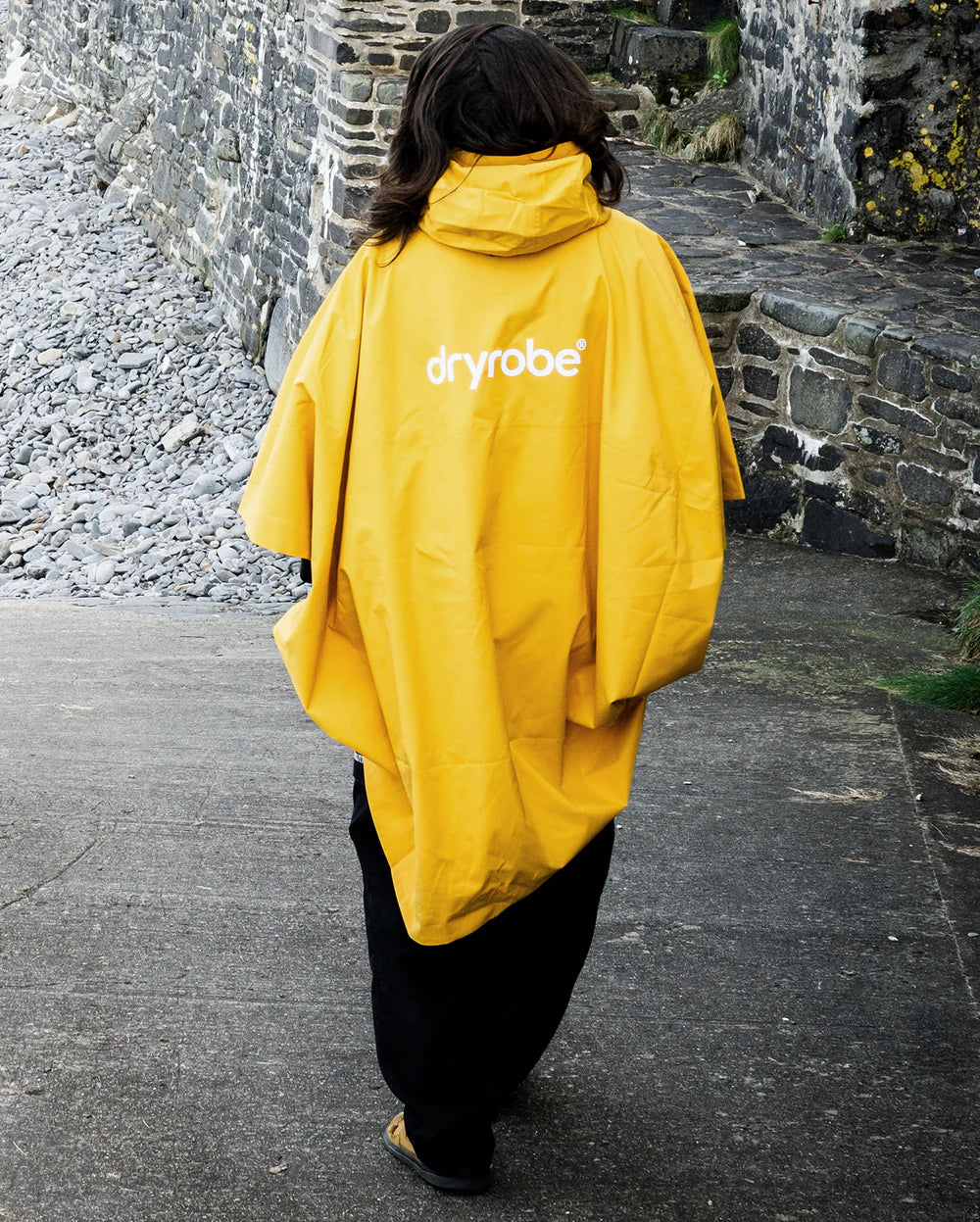 Dryrobe One Size Rainproof Poncho - Yellow - Image 4