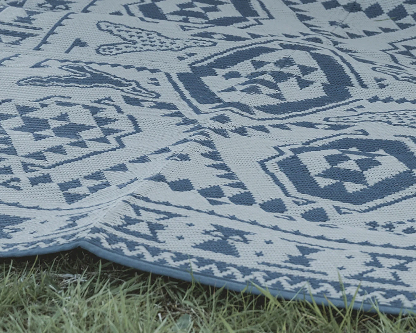 Easy Camp Bilberry Square Carpet - Image 3
