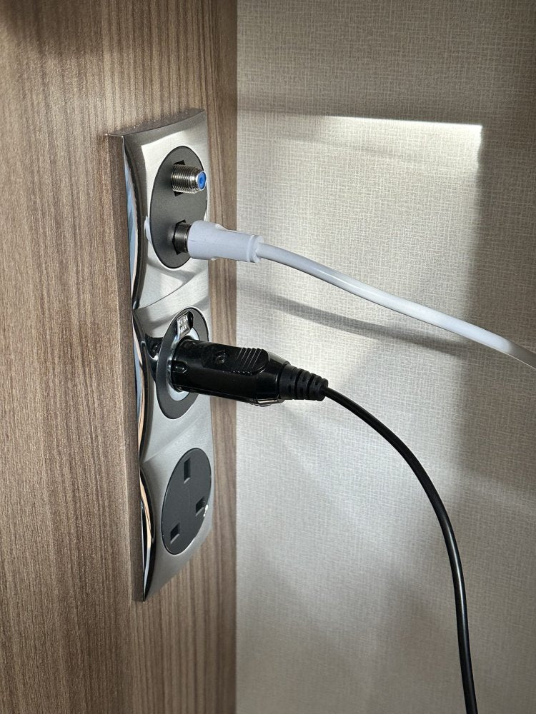 Falcon Combo 4G Outdoor Antenna / Router - Image 7