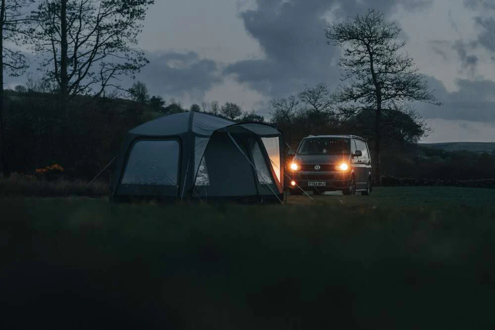Kampa Roam Air Drive Away Awning - Image 17