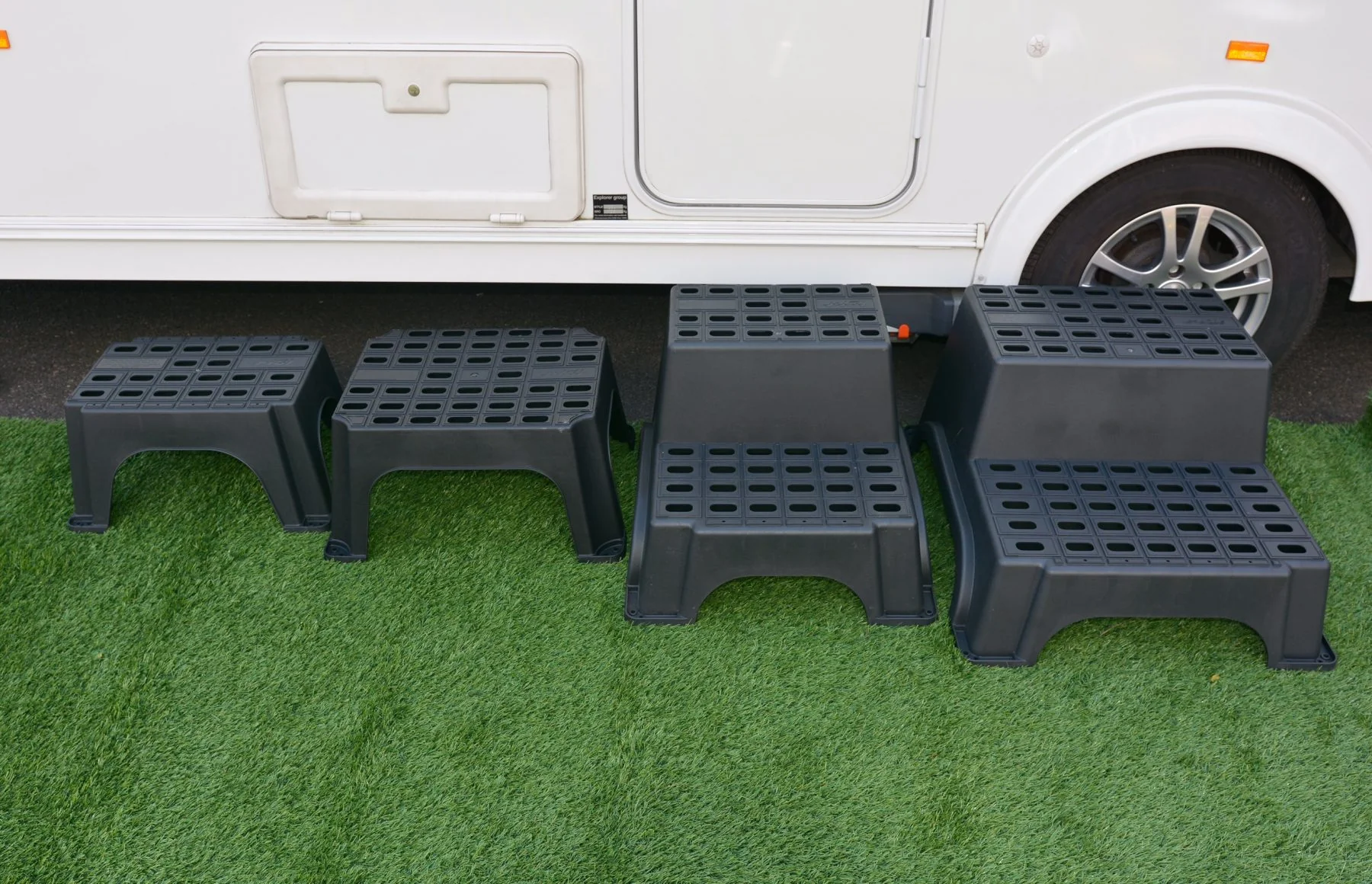 MGI Milenco Giant Double Step - Image 3