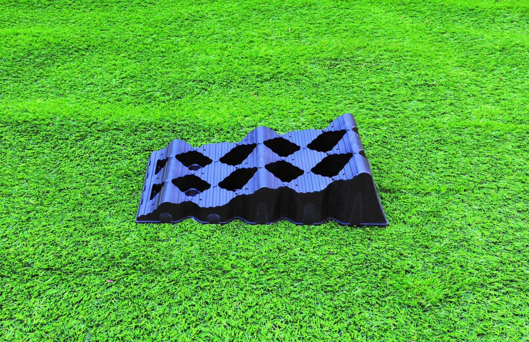 Milenco MGI Mini T1 Levelling Ramps (Pair) - Image 2