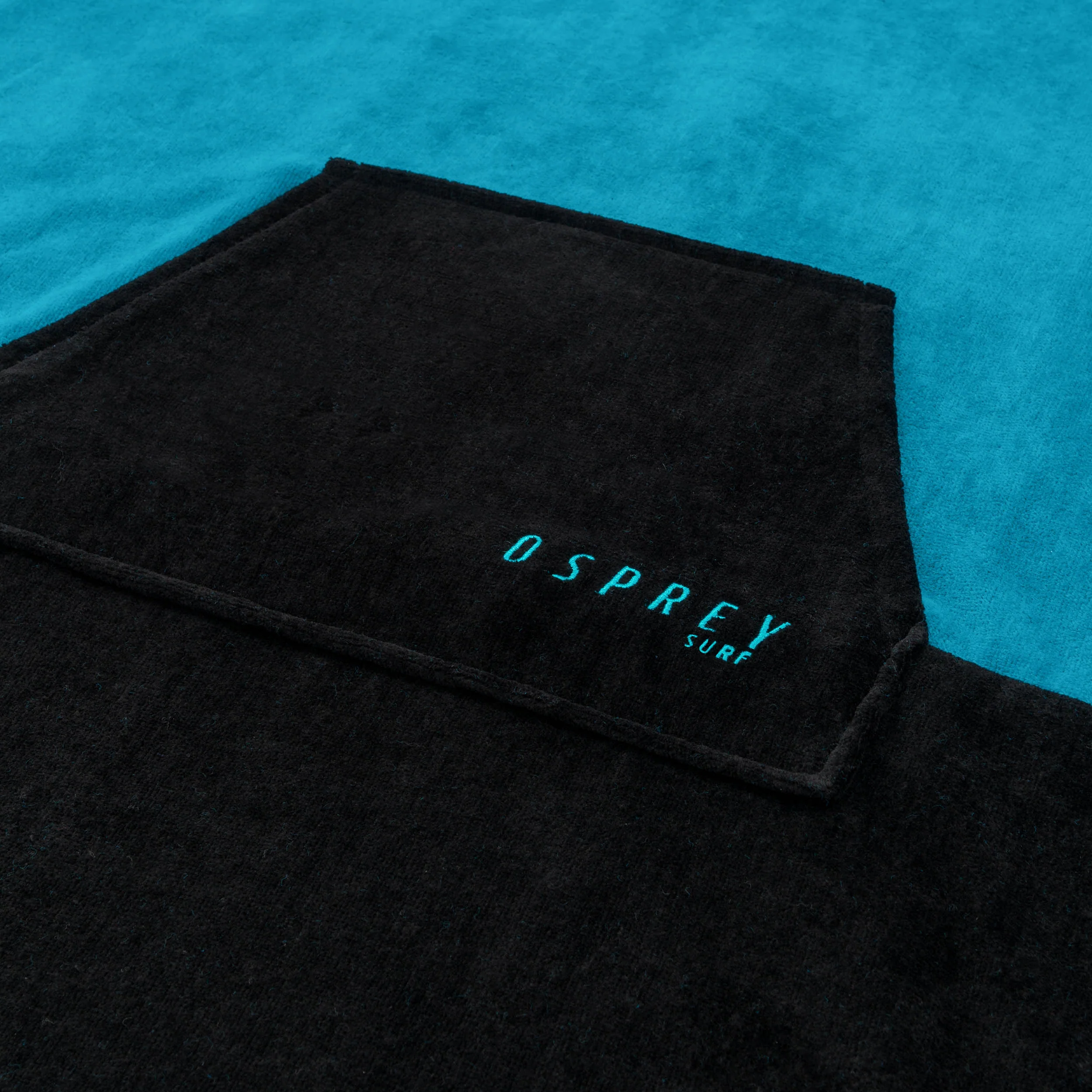 Osprey Hooded Changing Towel - Image 4