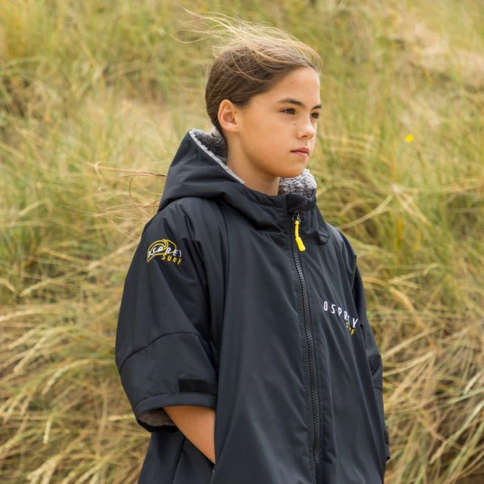 Osprey Kids Changing Robe - Image 2