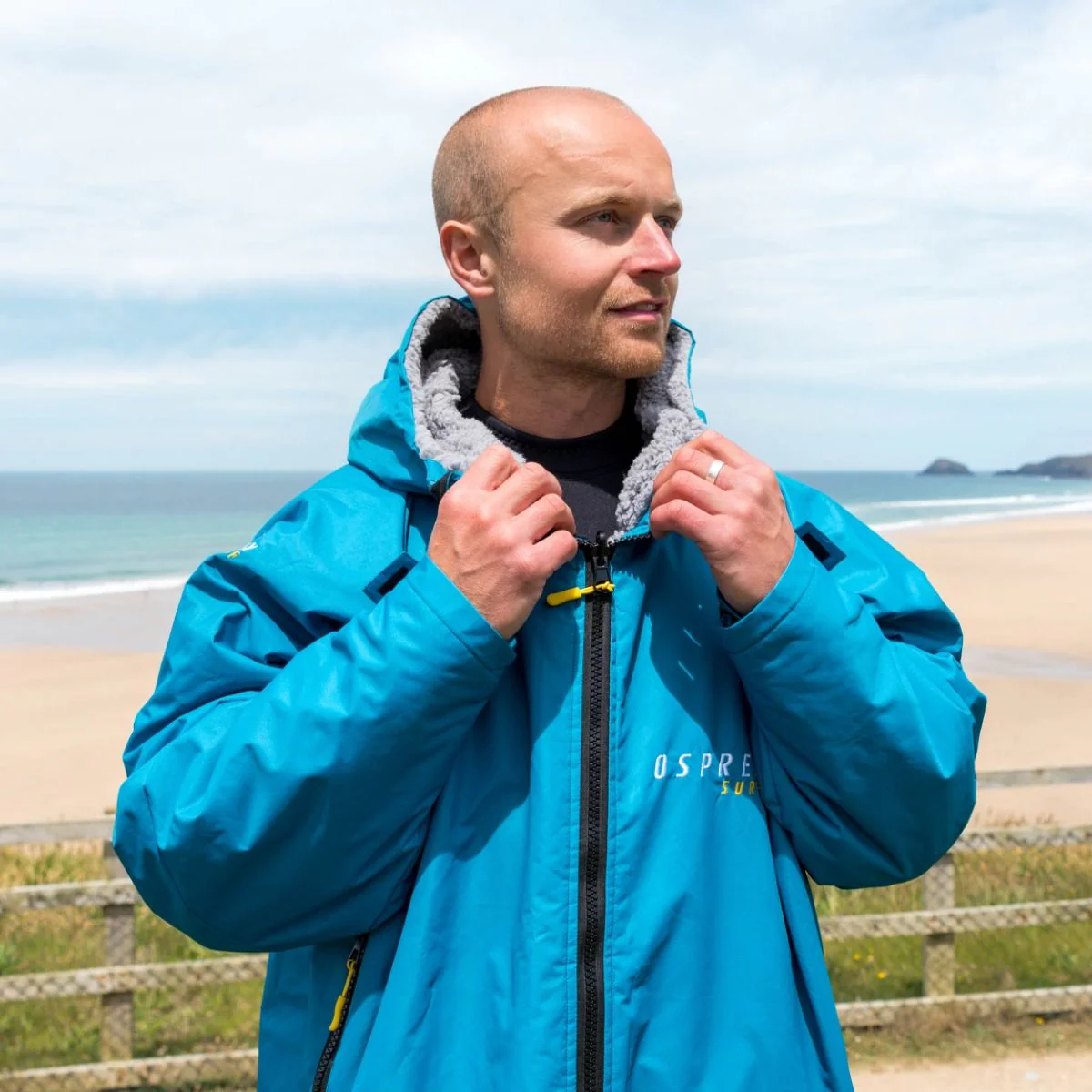 Osprey Unisex Changing Robe Teal - Image 4