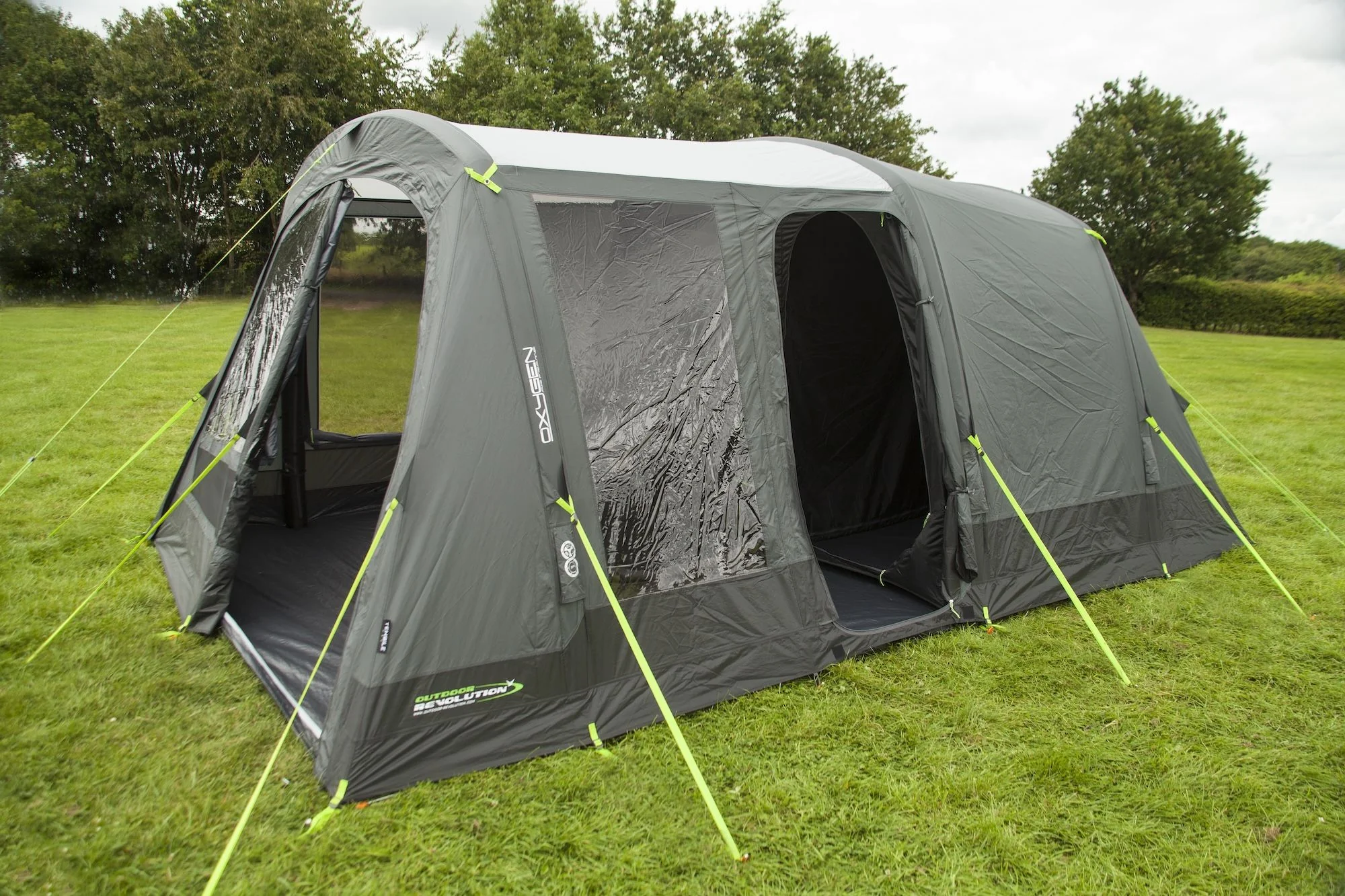 Outdoor Revolution Airedale 5s Air Tent - With FREE FOOTPRINT - Image 8
