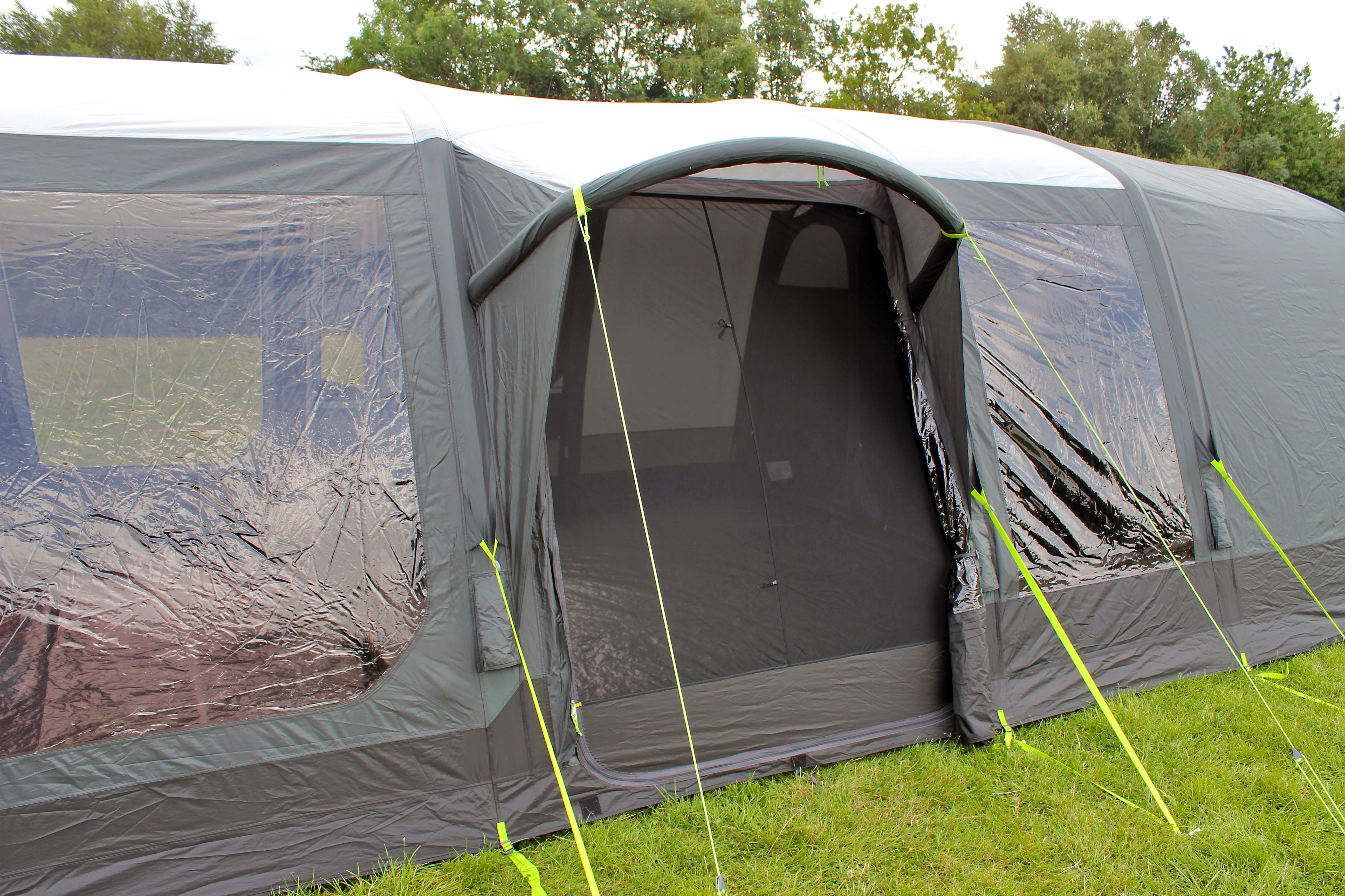 Outdoor Revolution Airedale 6s Air Tent With Free Footprint - Image 12