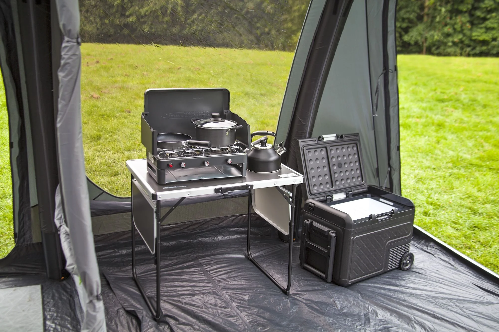 Outdoor Revolution Airedale 7.0S Air Tent - With Footprint - Image 11