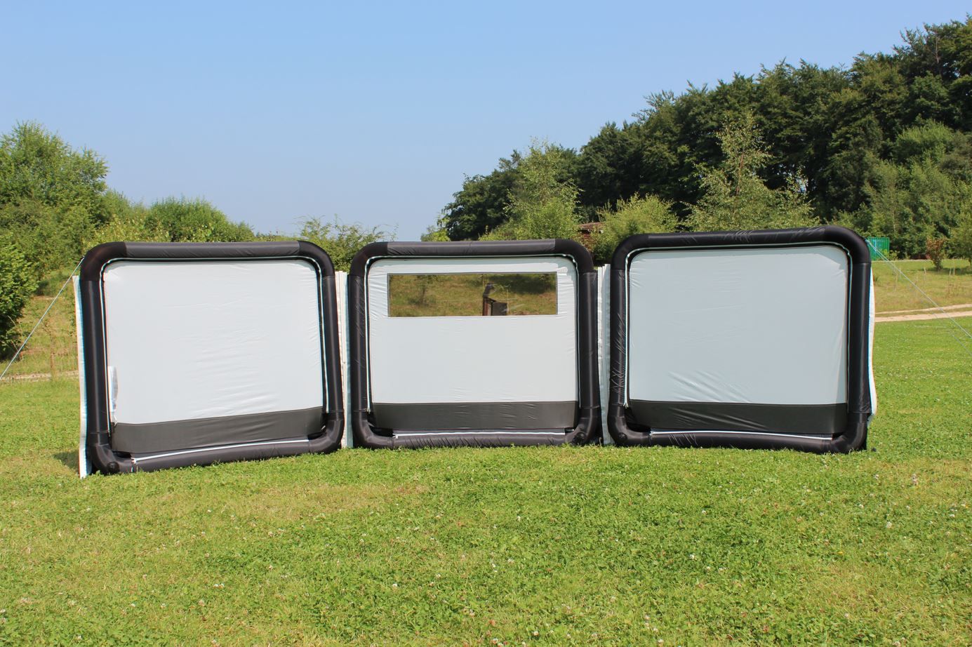 Outdoor Revolution Oxygen 3 Panel Windbreak - Image 2