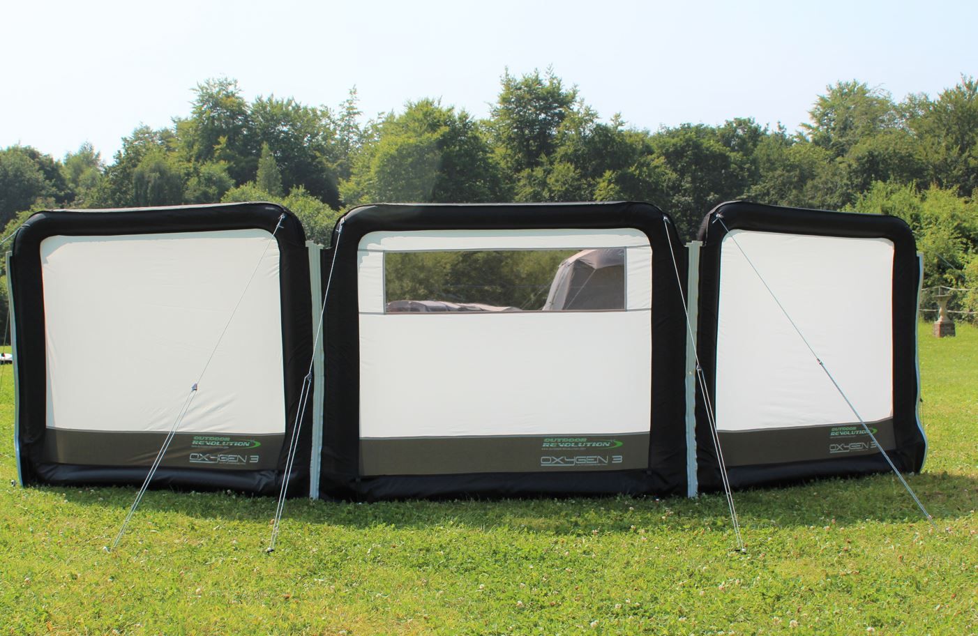 Outdoor Revolution Oxygen Pro Inflatable Windbreak - Image 2