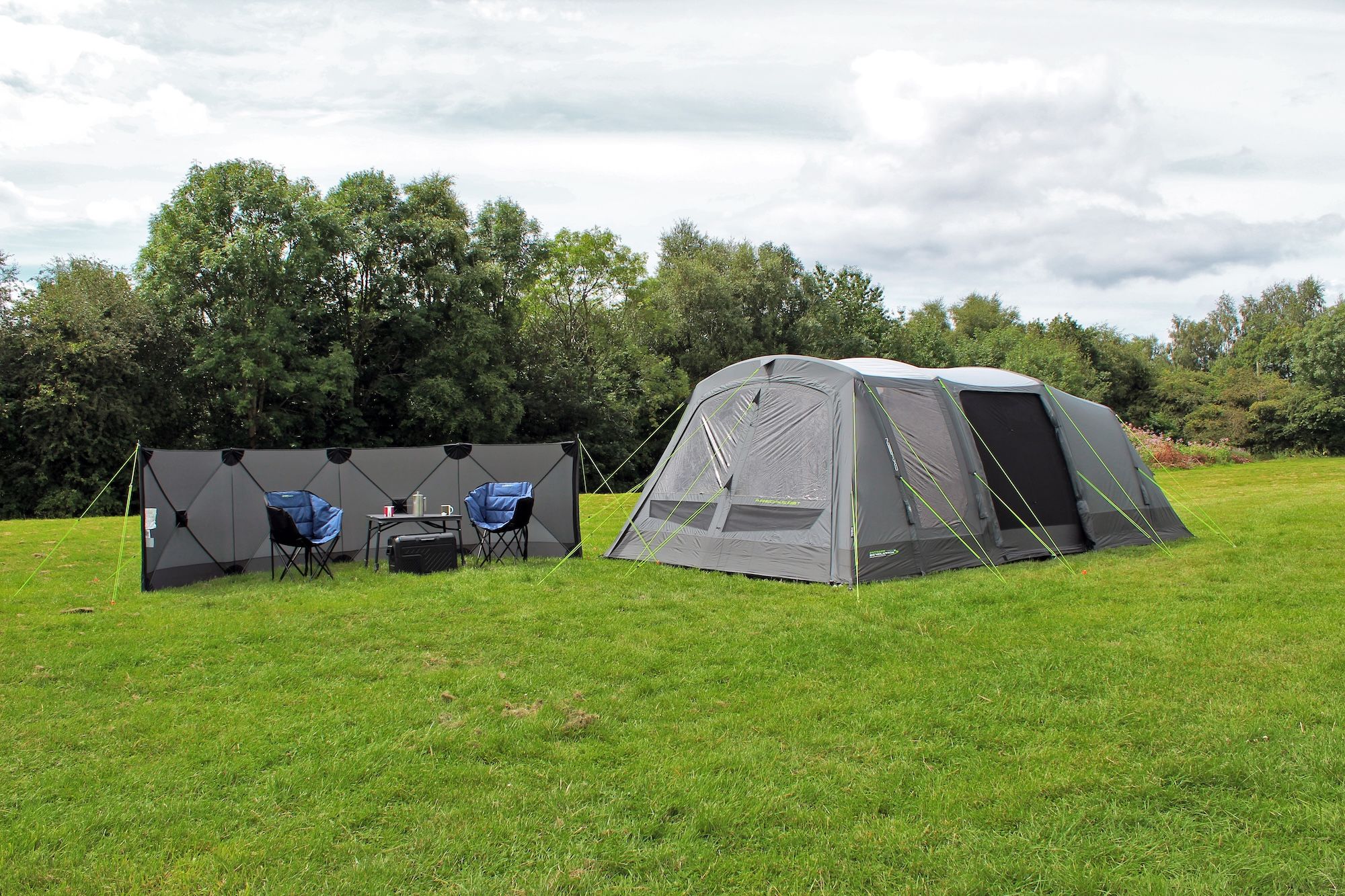 Outdoor Revolution Pronto Tensile Active 4 Windbreak (500 x 125cm) - Image 4