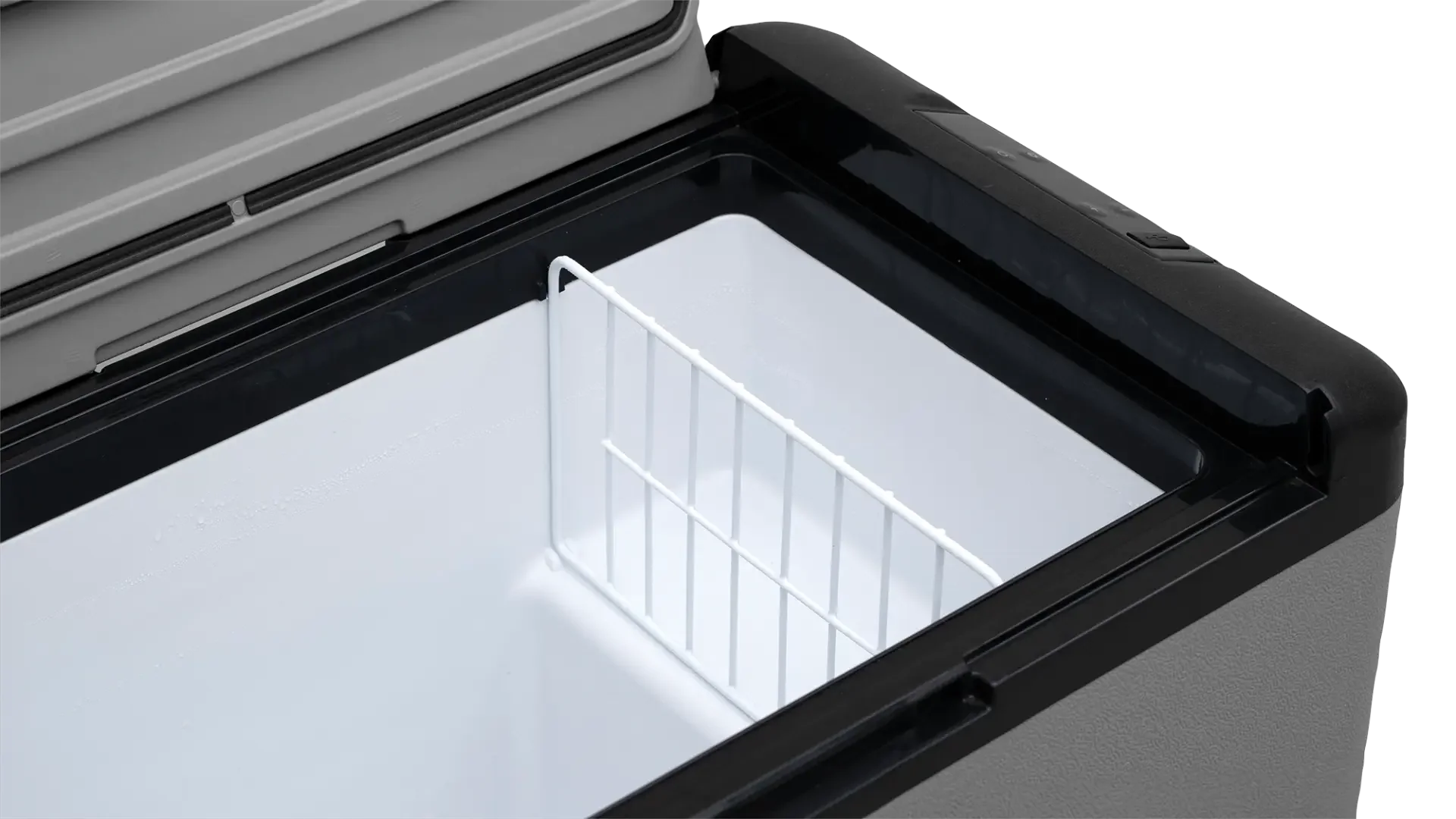 Outwell Arctic Chill 40L Coolbox 12v/230v - Image 3