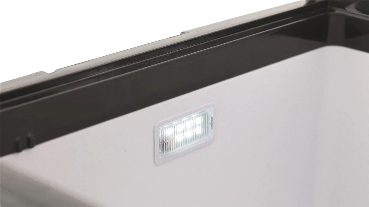 Outwell Arctic Chill 50L Coolbox 12v/230v - Image 9