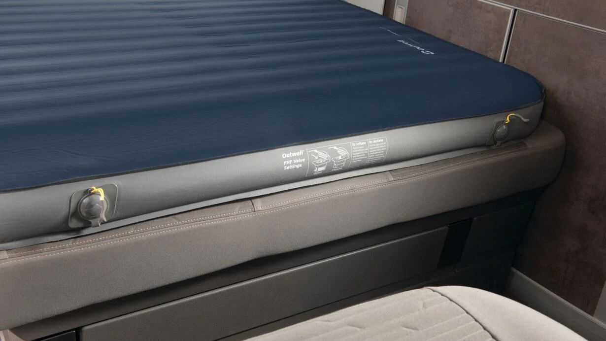 Outwell Self-inflating Mat Dreamboat Campervan Wide - Image 5