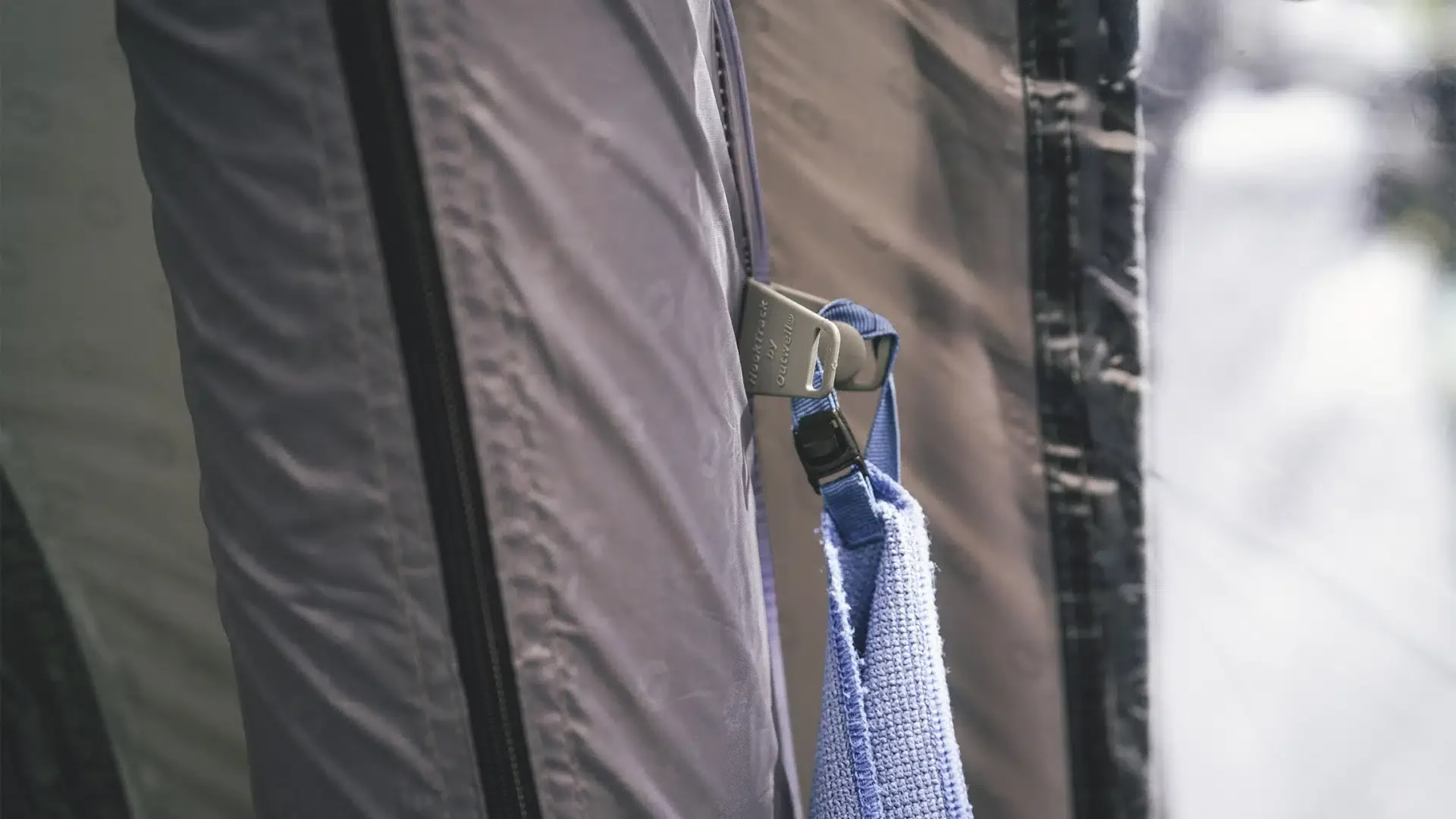 Outwell Wolfburg Air Drive Away Awning - Image 11