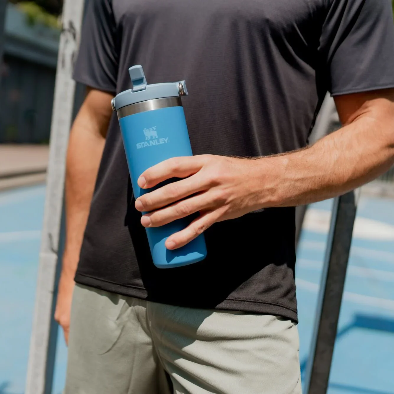Stanley IceFlow™ Flip Straw Tumblers 0.89L - Azure - Image 5