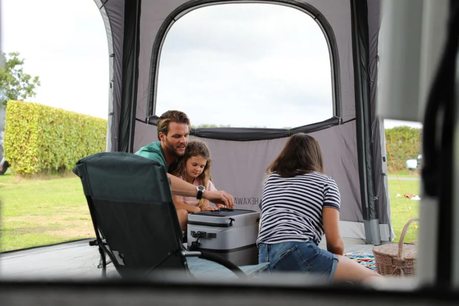 Vango HexAway Pro Air tall Drive Away Awning - Image 9