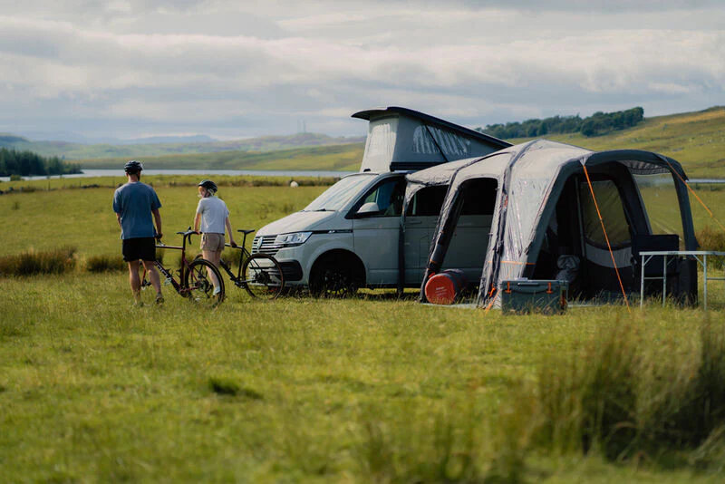 Vango Versos Air Low Drive-Away Awning 2024 (180-210cm) - Image 8